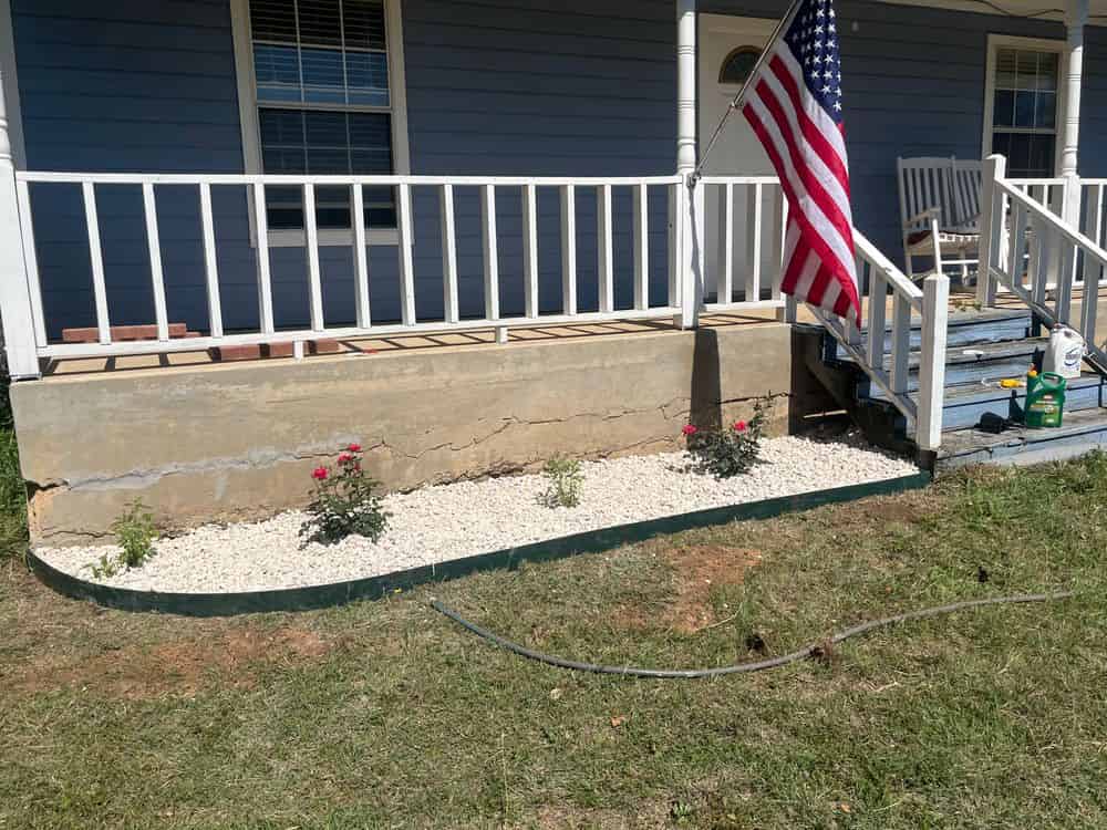 Fence Staining/ Painting image